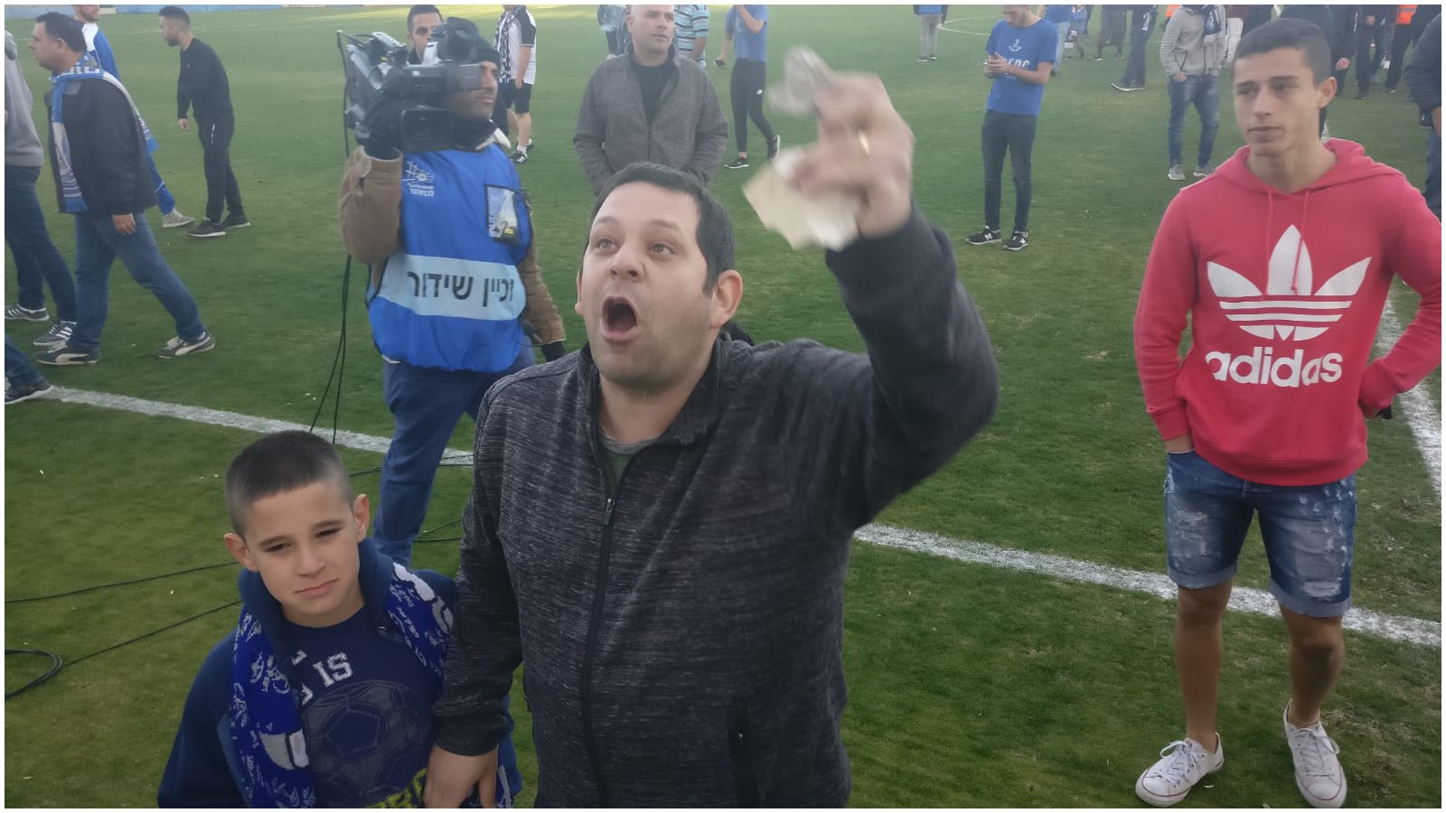 פיצוץ המשחק של הפועל פתח תקוה ברמלה. צילום: לירון סובול