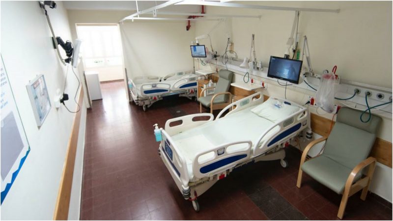 מחלקה ייעודית לחולי קורונה נפתחה בבית החולים השרון. צילום רמי זרנגר