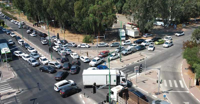 העומס ברחוב בגין פינת הרב עובדיה. צילום פרטי