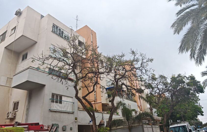 זירת פגיעה בפתח תקווה, כבאות והצלה
