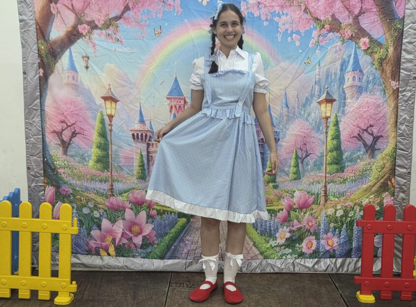 אביב מאור בהצגה הקוסם מארץ עוץ, צילום פרטי